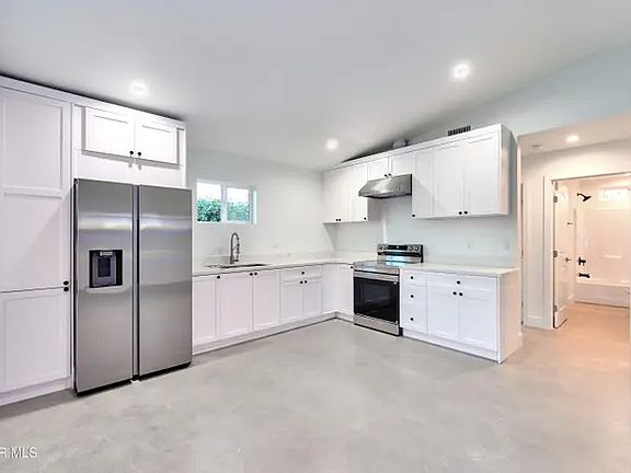 3rd image of 219 Sandberg St #B