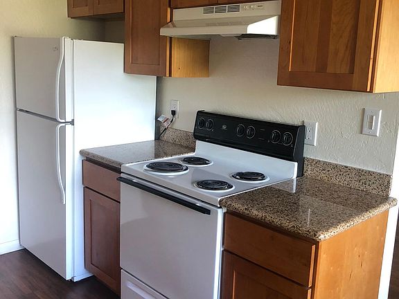 3rd image of 21 Alvarado St #6