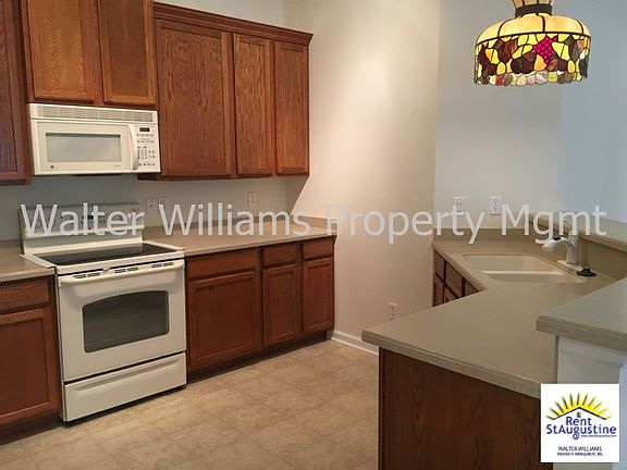 5th image of 304 Hidden Garden Ct