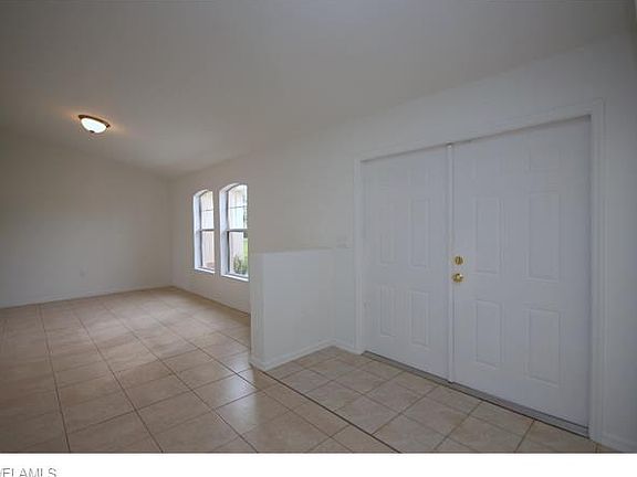 4th image of 310 Lanford Ave S