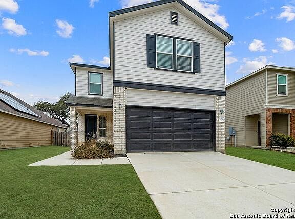 2nd image of 15321 Sherwin Oak