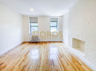 339 E 10th St APT 4W, New York, NY 10009