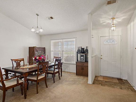 4th image of 445 Candleglow Dr