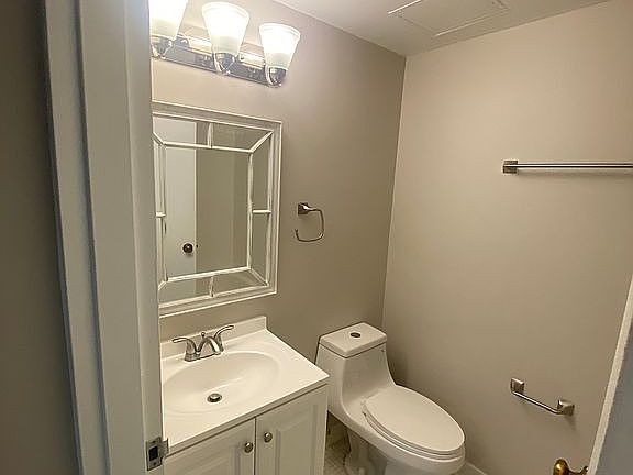 Newly remodeled bath