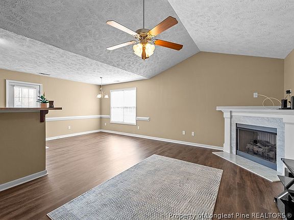 5th image of 5426 Thackeray Dr
