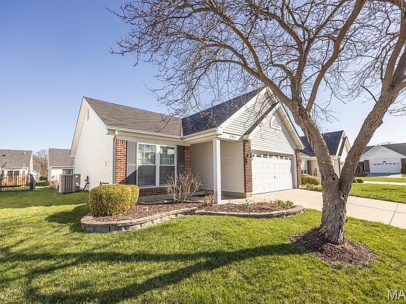 3rd image of 286 Fawn Oaks Ln