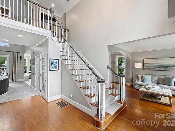 5th image of 21420 Blakely Shores Dr