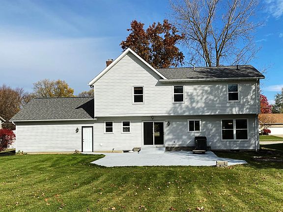 2nd image of 1571 Greenbriar Dr