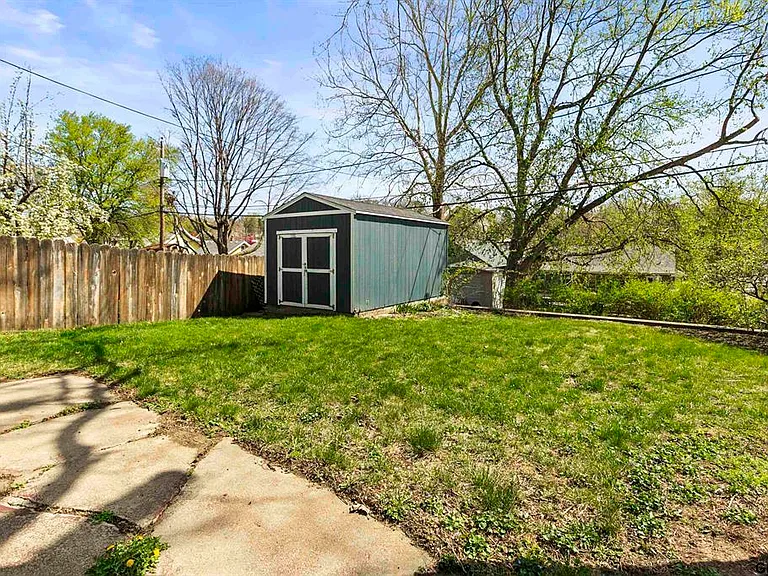 5518 Woolworth Ave — Photo 4