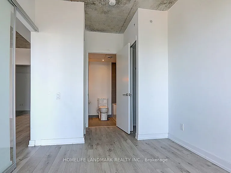 161 Roehampton Ave #2811 — Photo 24