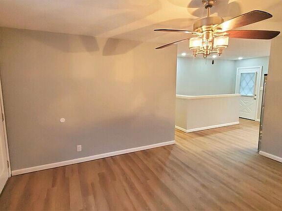 3rd image of 5235 Harbet Ave NW