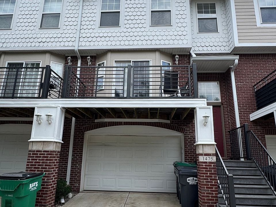 1st image of 1475 Autumn Oak St