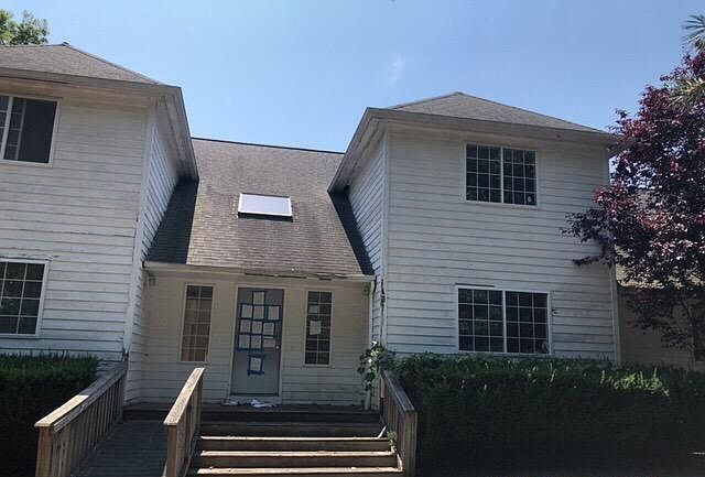 1st image of 8 Laura Ct