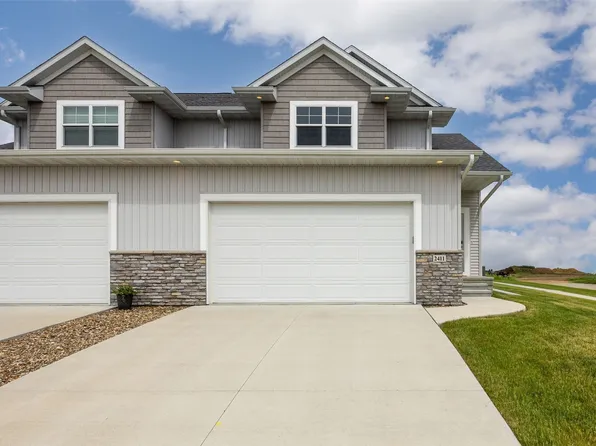 2411 Bluegrass St, Marion, IA 52302