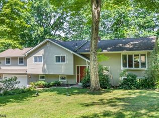 52 Gould Rd, Newfoundland, NJ 07435