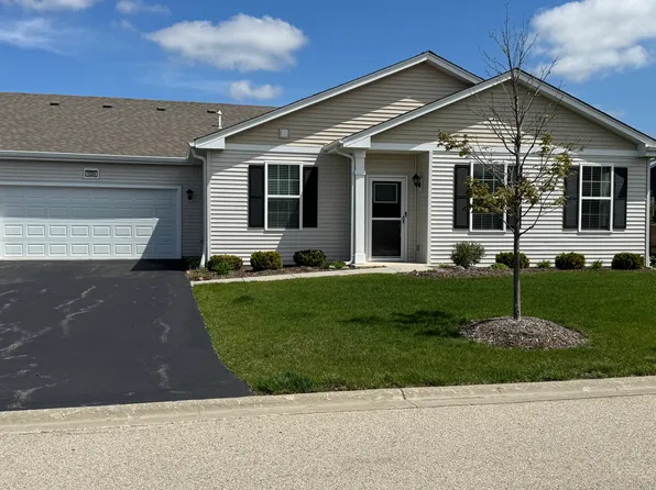 1024 Crestview Ln, Hampshire, IL 60140