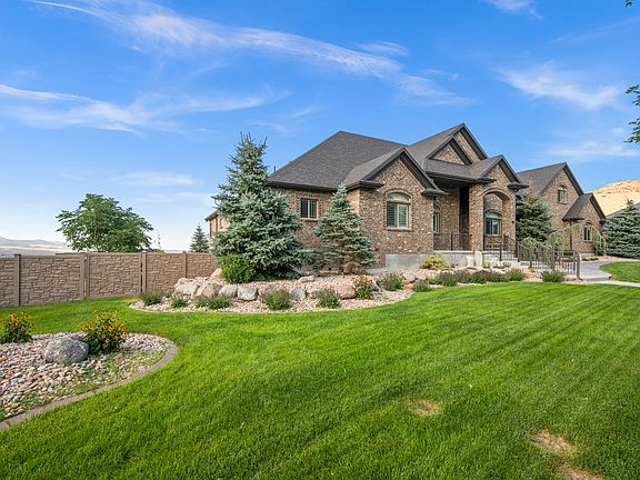 2nd image of 6828 W Vista Springs Dr