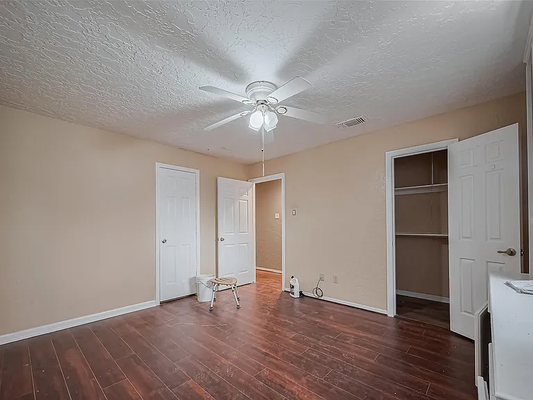 4015 Black Locust Dr — Photo 39