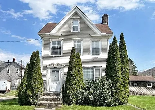 537 Horner St Photo 1