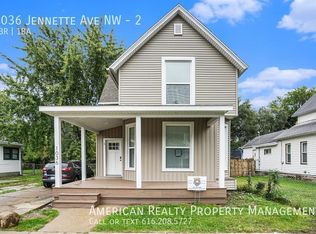 1036 Jennette Ave NW #2, Grand Rapids, MI 49504