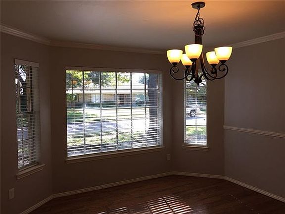 3rd image of 421 Birch Ln
