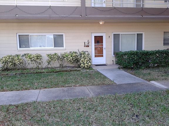 3rd image of 2403 Finlandia Ln APT 7