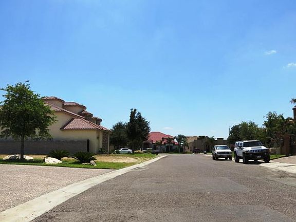 3rd image of 233 Lake Powell Dr