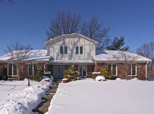 1062 Hawthorne Dr, Carmel, IN 46033