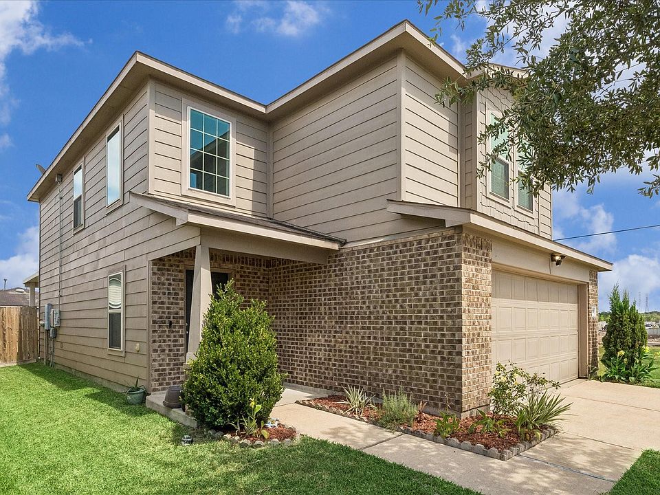 1st image of 14119 Mystic Shores Ln