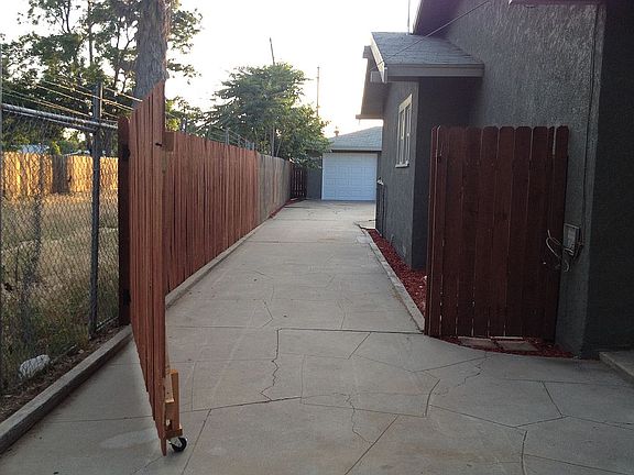 5th image of 811 N Ferger Ave