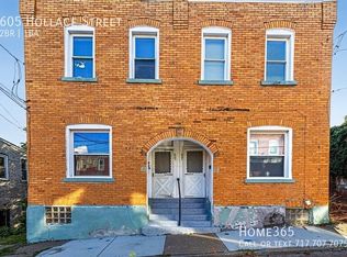 605-607 Hollace St, Pittsburgh, PA 15219
