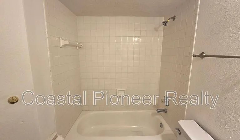 1731 Wakefield Dr — Photo 24