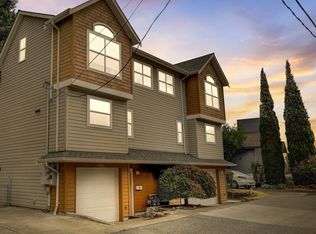 716 McGraw St, Seattle, WA 98109