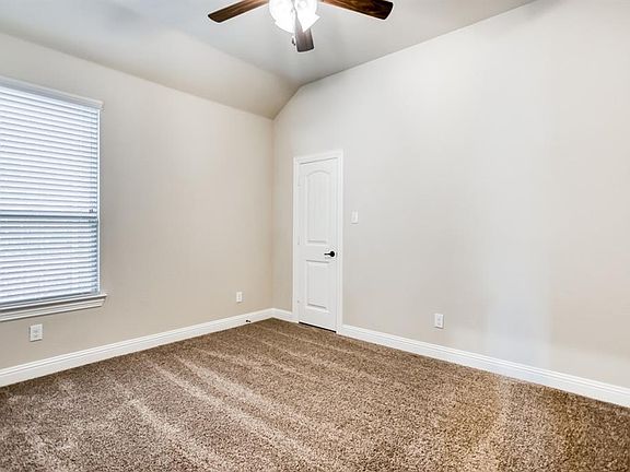 5th image of 10612 Fort Davis Pl