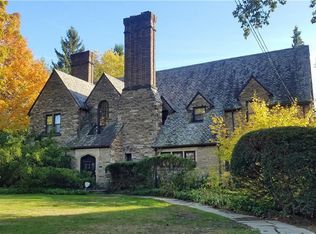19110 S Woodland Rd, Shaker Hts, OH 44122