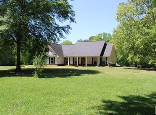 621 Crosstrails Rd, De Queen, AR 71832