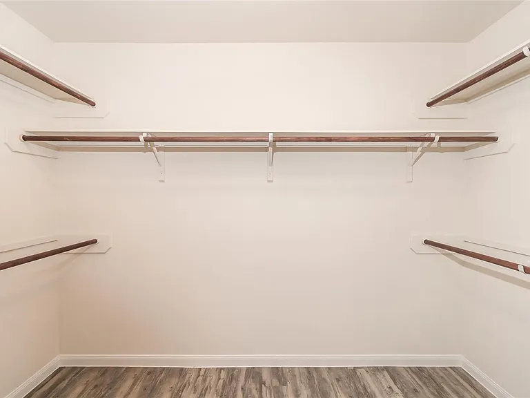 4203 Richmeadow Dr — Photo 10