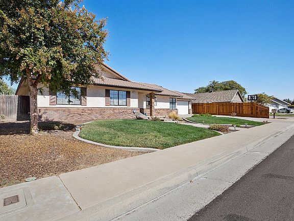 3rd image of 256 Orange Ct