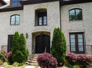 3817 Sparrow Pond Ln, Raleigh, NC 27606