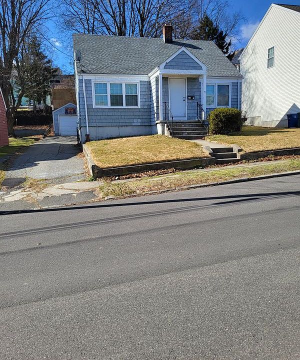 1st image of 75 Judson Pl