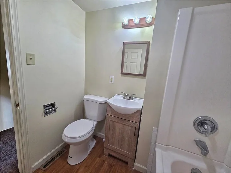 235B Allen St — Photo 17