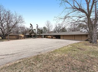 1560 N Fairfield Ln, Wichita, KS 67208