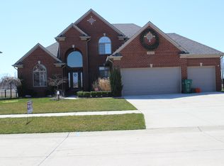 24606 Pebble Beach Ln, Macomb, MI 48042