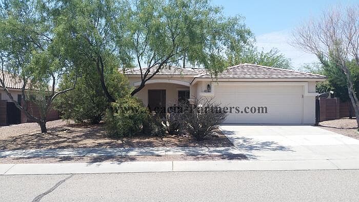 1st image of 2601 W Brandy Crest Dr
