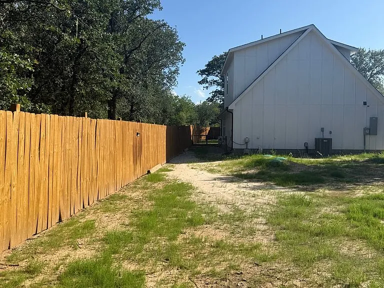 138 Greenbriar Ct — Photo 8