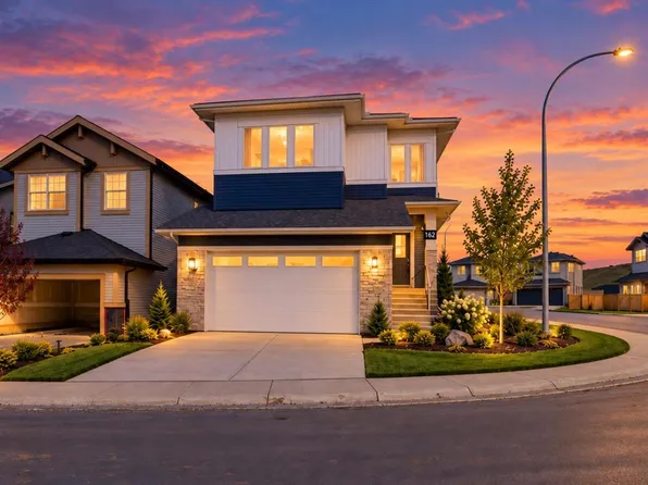 162 SE Heritage Ct, Cochrane, AB T4C 2N5
