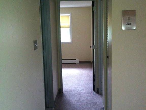 5th image of 217 Rock St APT H9