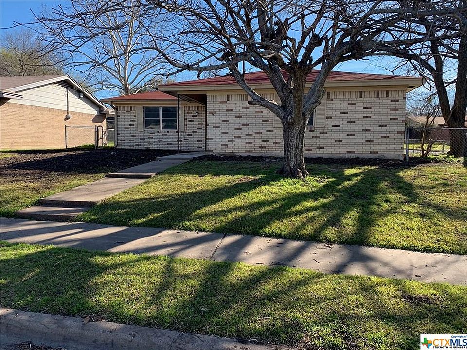 1st image of 1102 Magnolia Ave