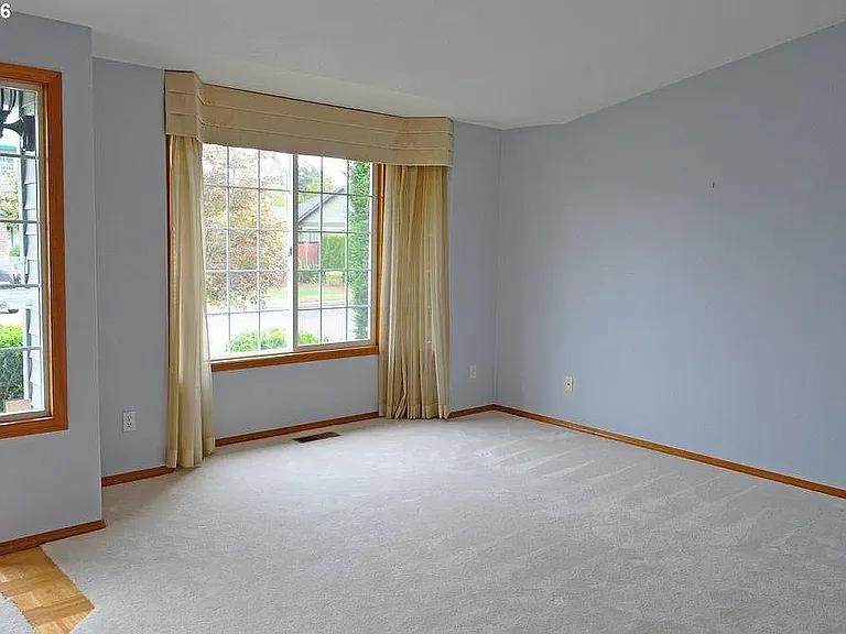 3713 SE 174th Ave — Photo 3