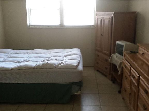 4th image of 2750 Sunrise Lakes Drive #207